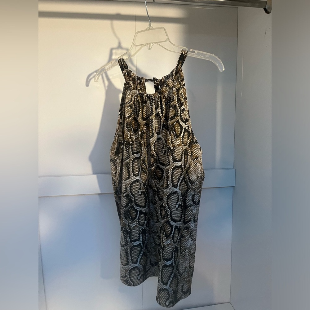 Boutique snake print flowy tank